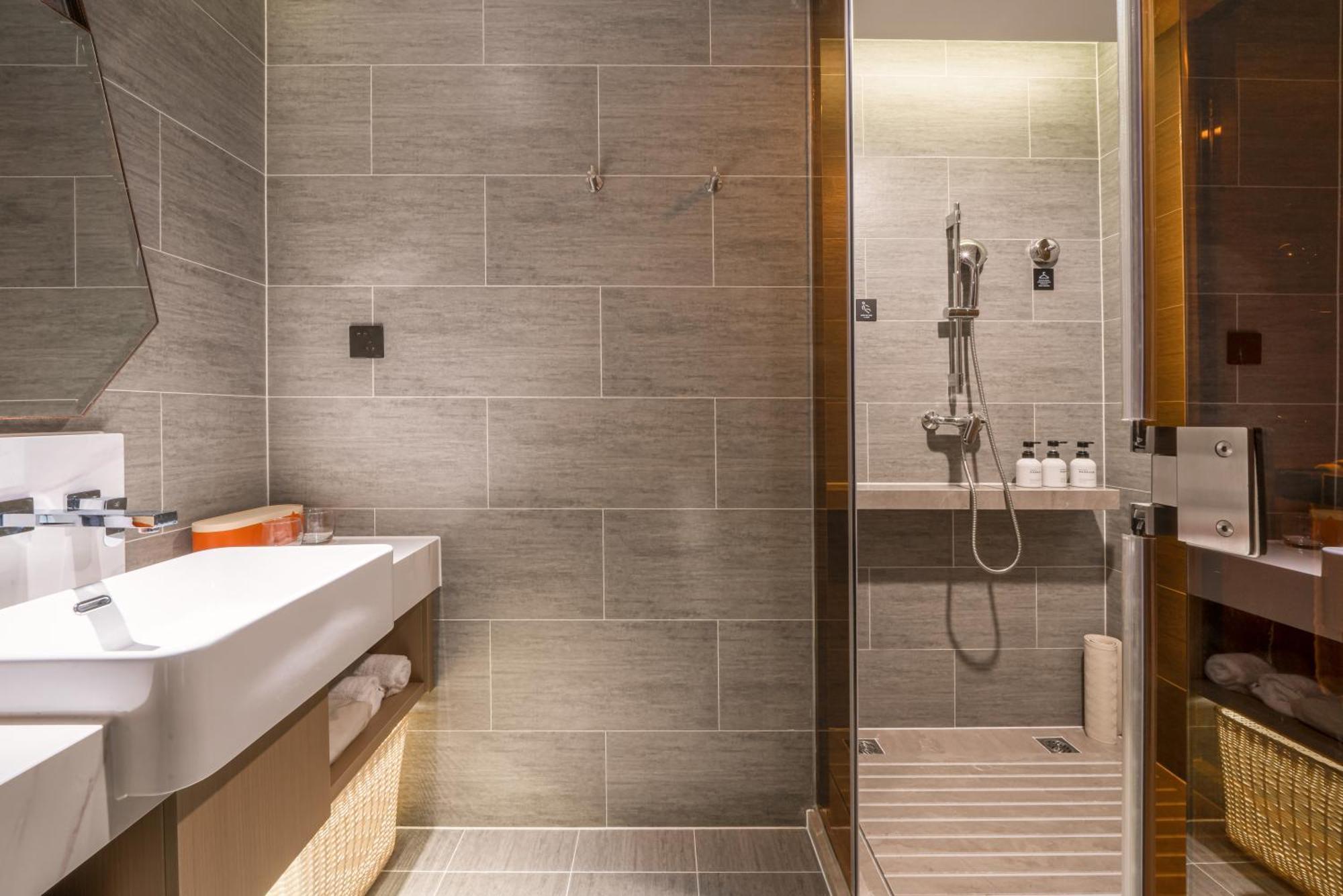 Atour Hotel Luzhou Bubugao New World Zewnętrze zdjęcie