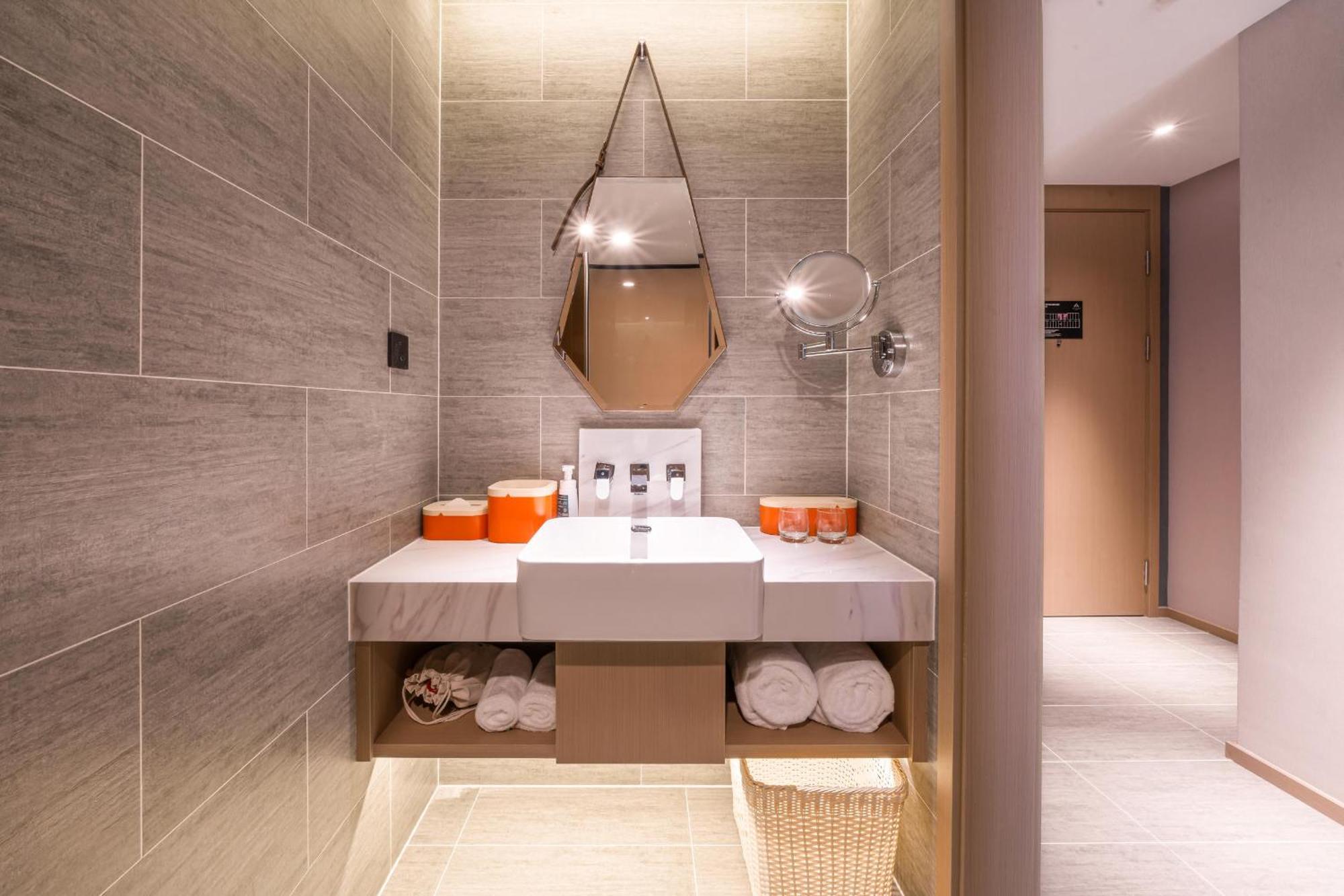 Atour Hotel Luzhou Bubugao New World Zewnętrze zdjęcie