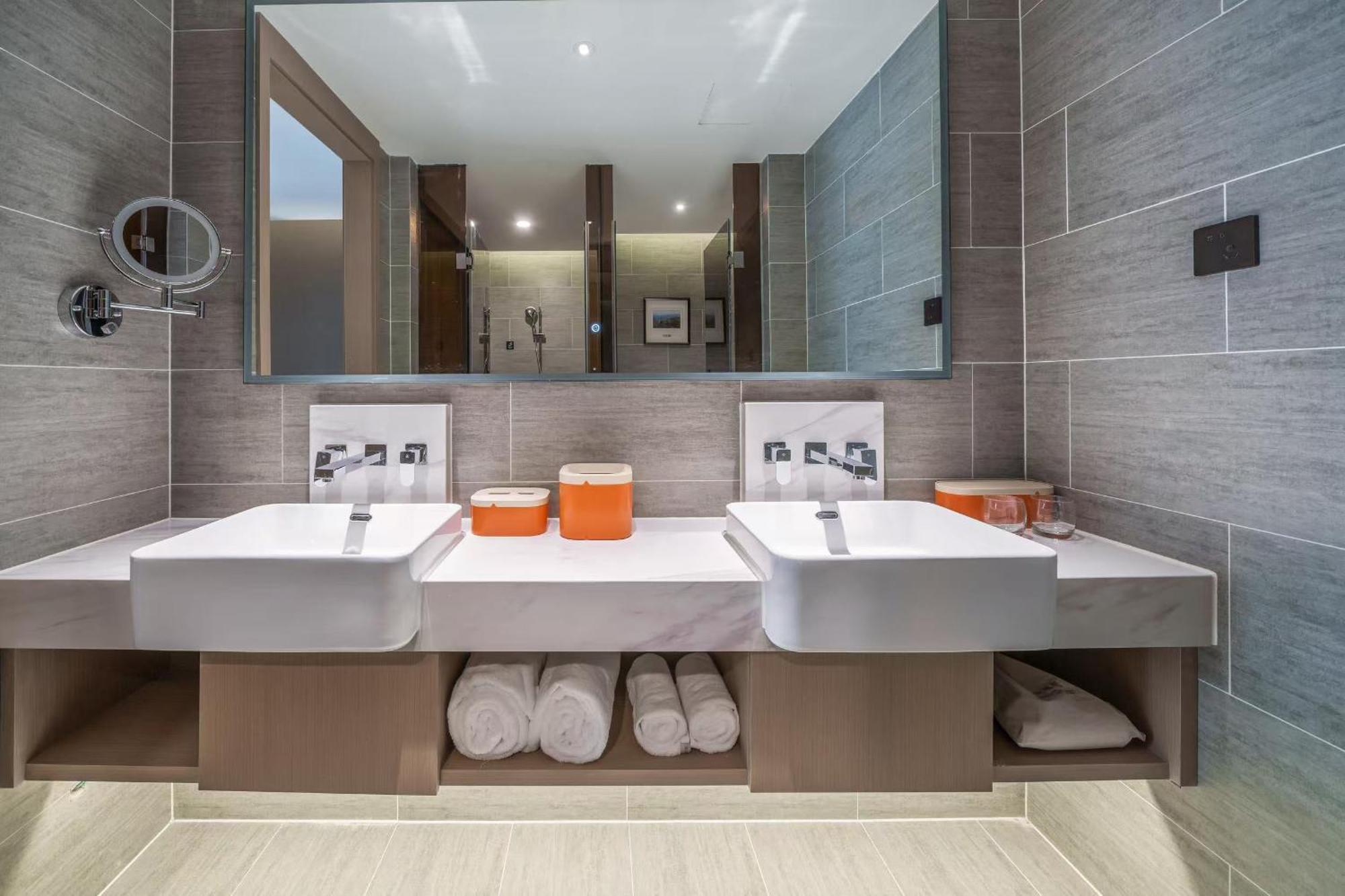 Atour Hotel Luzhou Bubugao New World Zewnętrze zdjęcie